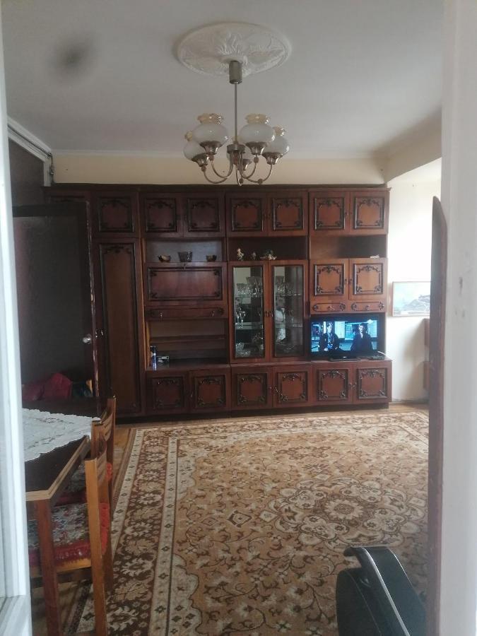 Good Luck Appartement Jerevan Buitenkant foto